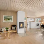 Dix - 900m From The Sea By Interhome Blåvand