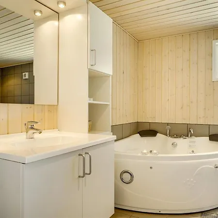 Dix - 900m From The Sea By Interhome Semesterbostad