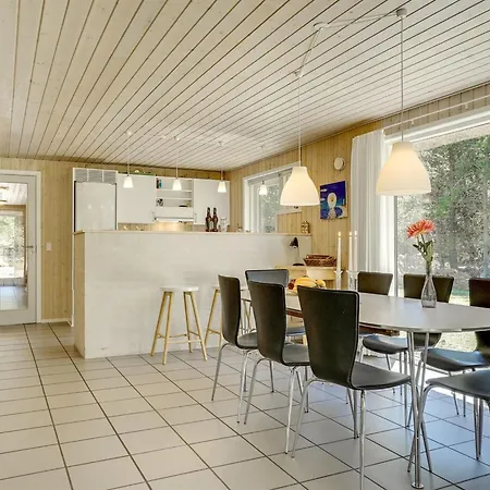 펜션 Dix - 900m From The Sea By Interhome *