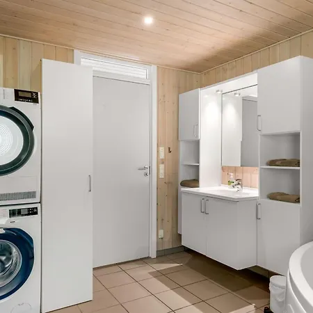 Dix - 900m From The Sea By Interhome 布拉万德